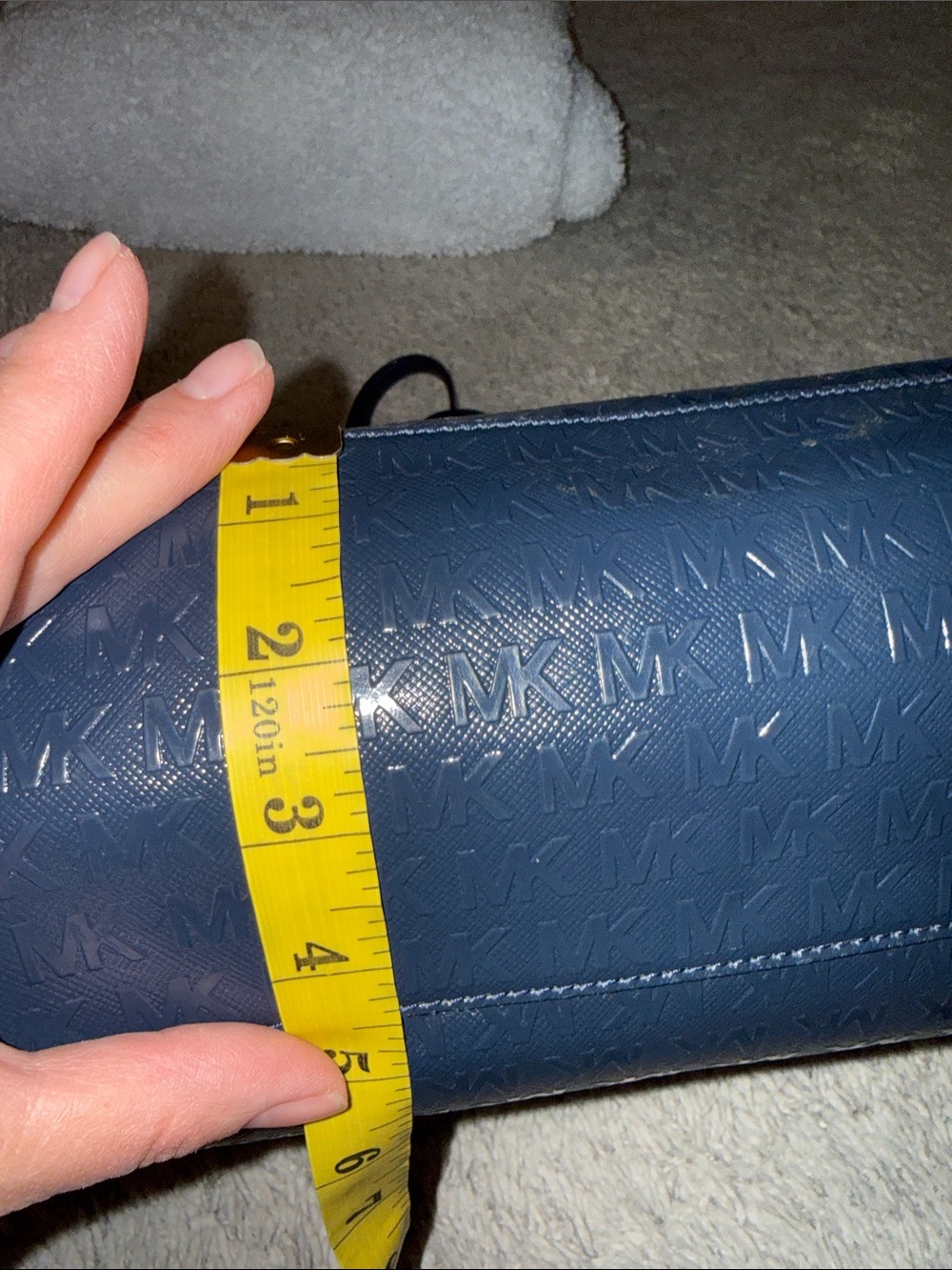 Michael Kors Navy Embossed MK jet set Tote luxury business casual cozy feminine - Picture 9 of 12
